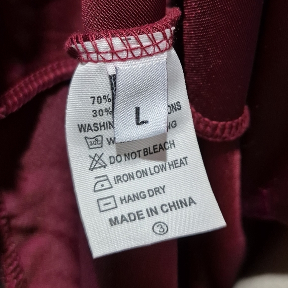 Velvet Red Dress with Black Lace Detail - Picture 4 of 5